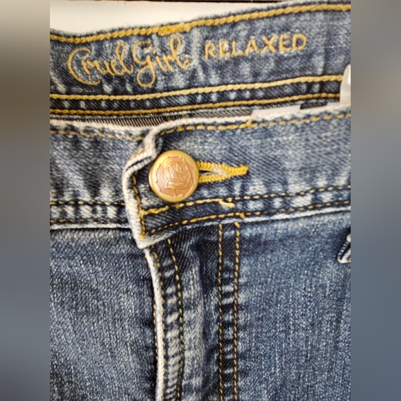 Cruel Girl Relaxed and Long Jeans - Picture 7 of 7